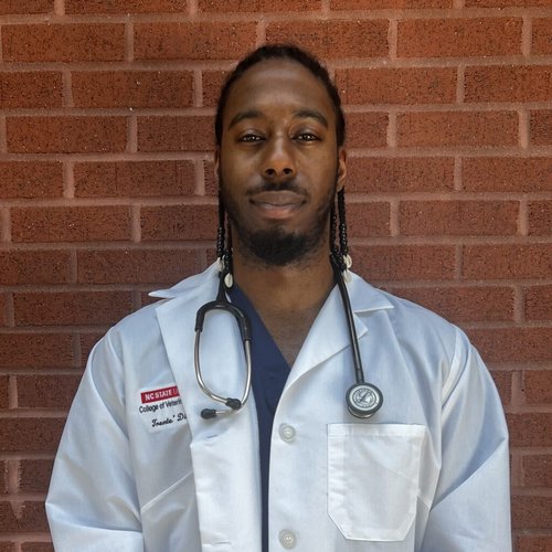 Dr. Trente' Dickens, DVM